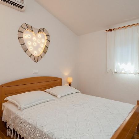 Apartments Mande&Kate Baška Voda Kamer foto