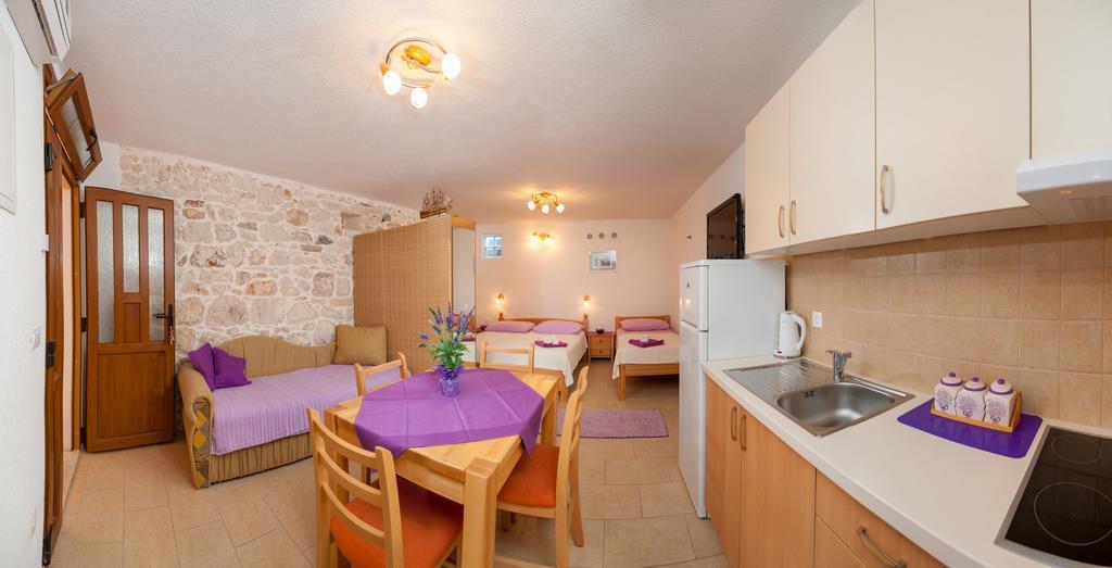 Apartments Mande&Kate Baška Voda Kamer foto